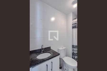 Banheiro de apartamento para alugar com 1 quarto, 33m² em Barra Funda, São Paulo