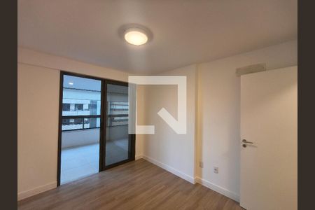 Quarto 1 de apartamento para alugar com 3 quartos, 135m² em Barra da Tijuca, Rio de Janeiro