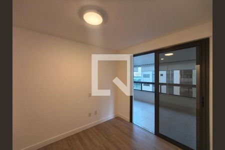 Quarto 1 de apartamento para alugar com 3 quartos, 135m² em Barra da Tijuca, Rio de Janeiro