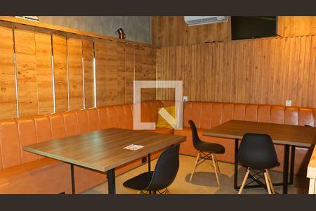 Hall social de casa para alugar com 4 quartos, 540m² em Setor Bueno, Goiânia