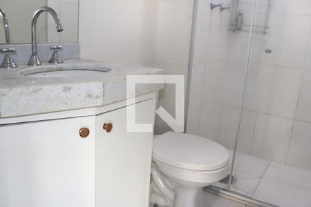 Banheiro de apartamento para alugar com 2 quartos, 59m² em Consolação, São Paulo