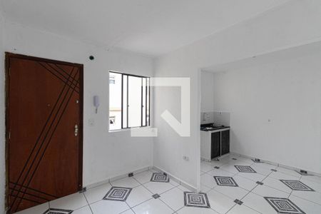 Sala de apartamento para alugar com 2 quartos, 42m² em Conjunto Residencial José Bonifácio, São Paulo