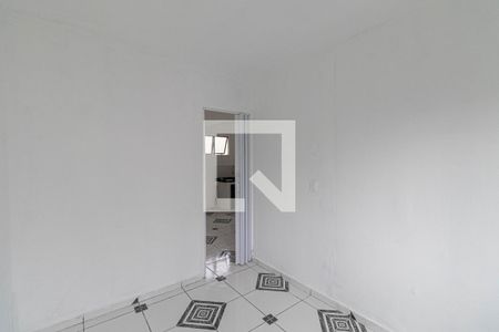 Quarto 1 de apartamento para alugar com 2 quartos, 42m² em Conjunto Residencial José Bonifácio, São Paulo