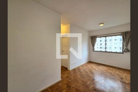 Sala de apartamento para alugar com 1 quarto, 34m² em Vila Uberabinha, São Paulo
