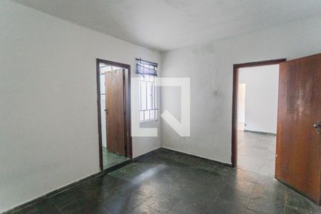 Quarto 1 de casa para alugar com 2 quartos, 150m² em Paraíso, Belo Horizonte