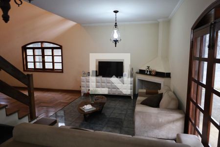 Casa à venda com 3 quartos, 720m² em Interlagos, São Paulo