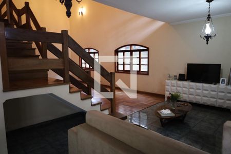 Casa à venda com 3 quartos, 720m² em Interlagos, São Paulo