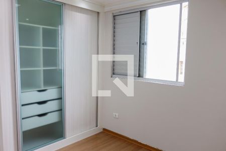 Quarto 1 de apartamento para alugar com 2 quartos, 40m² em São Pedro, Osasco