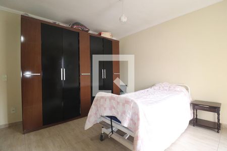 Quarto 1 suíte de apartamento para alugar com 2 quartos, 111m² em Vila Floresta, Santo André
