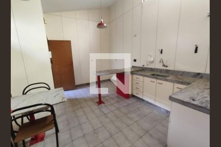 Casa para alugar com 4 quartos, 300m² em Jardim Karaíba, Uberlândia