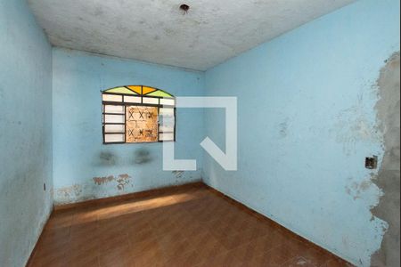 Casa à venda com 2 quartos, 179m² em Olaria, Contagem