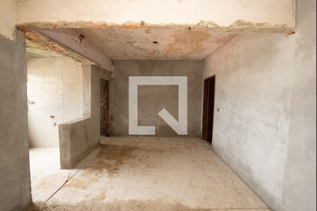 Casa à venda com 2 quartos, 179m² em Olaria, Contagem