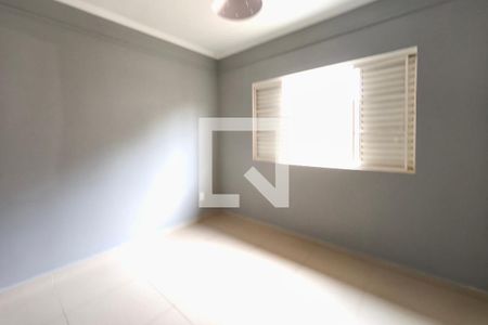 Quarto 2 de casa para alugar com 3 quartos, 110m² em Jardim Santa Amalia, Campinas
