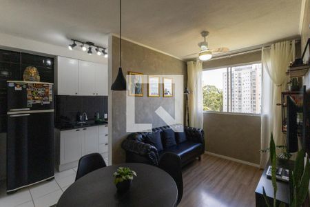 Sala de apartamento à venda com 2 quartos, 44m² em Usina Piratininga, São Paulo