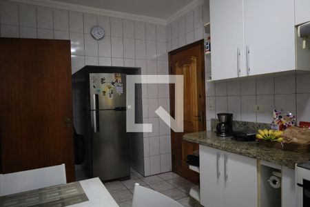 Casa para alugar com 3 quartos, 180m² em Vila Santo Antônio, São Paulo