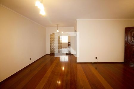 Casa para alugar com 4 quartos, 196m² em Vila Anglo Brasileira, São Paulo