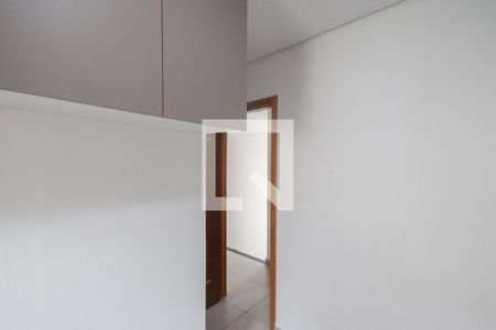 Quarto 2 de casa à venda com 3 quartos, 69m² em Vila Nilo, São Paulo