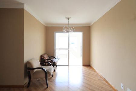 Sala de apartamento para alugar com 3 quartos, 65m² em Vila Fernandes, São Paulo