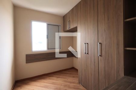 Quarto 1 de apartamento para alugar com 3 quartos, 65m² em Vila Fernandes, São Paulo