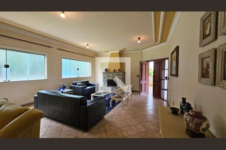 Casa à venda com 4 quartos, 35m² em Traviu, Jundiaí