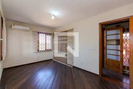 Suíte de casa à venda com 3 quartos, 280m² em Cristal, Porto Alegre