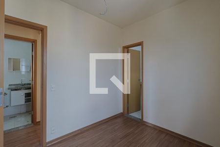 Suíte de apartamento para alugar com 3 quartos, 60m² em Fernão Dias, Belo Horizonte