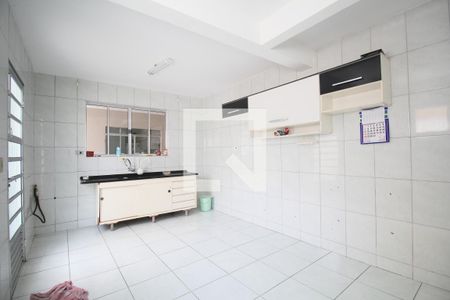 Cozinha de casa para alugar com 2 quartos, 85m² em Campo Limpo, São Paulo