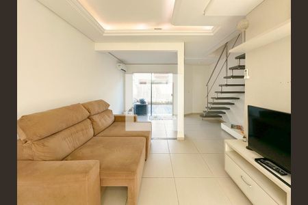 Sala de TV de apartamento para alugar com 2 quartos, 70m² em Ingleses Norte, Florianópolis