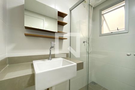 Banheiro da Suíte 1 de apartamento para alugar com 3 quartos, 75m² em São Lucas, Belo Horizonte