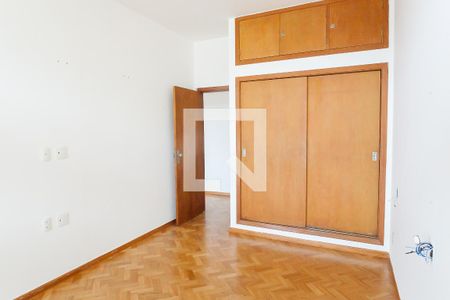quarto 2 de apartamento à venda com 3 quartos, 130m² em Savassi, Belo Horizonte