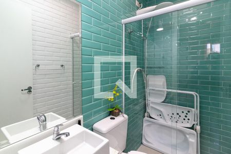 Banheiro Suíte 1 de casa de condomínio à venda com 2 quartos, 101m² em Vila Romano, São Paulo