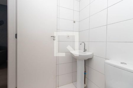 Banheiro de apartamento para alugar com 2 quartos, 45m² em Horto Florestal, São Paulo