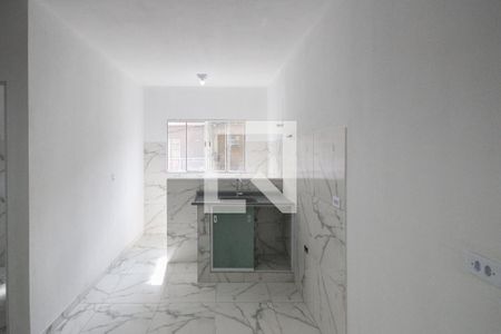 Sala/Cozinha de casa para alugar com 2 quartos, 50m² em Furnas, São Paulo