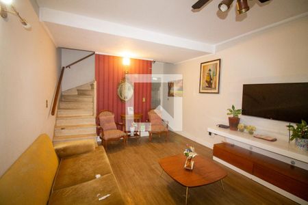 Sala de casa à venda com 3 quartos, 180m² em Jardim Aeroporto, São Paulo