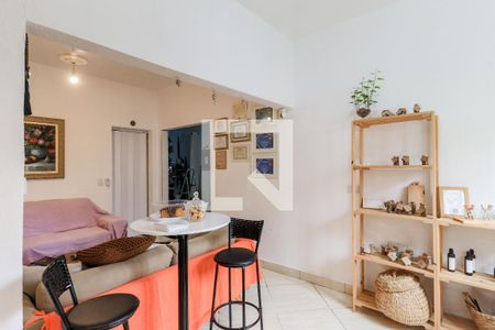 Sala de casa à venda com 3 quartos, 160m² em Vila Congonhas, São Paulo