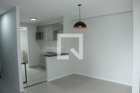 Apartamento para alugar com 2 quartos, 52m² em Jardim de Lourdes, Embu das Artes