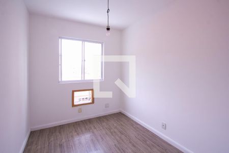 Quarto 1 de apartamento para alugar com 2 quartos, 52m² em Centro, São Gonçalo