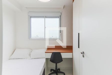 Quarto 1 de apartamento para alugar com 2 quartos, 41m² em Vila Butantã, São Paulo