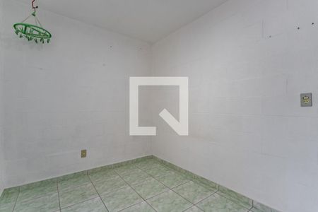 Quarto 1 de apartamento para alugar com 2 quartos, 40m² em Mário Quintana, Porto Alegre