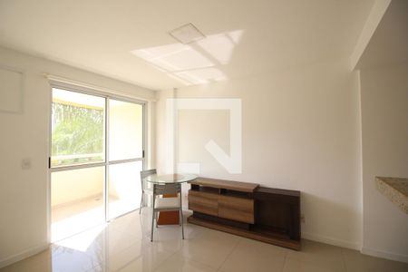 Sala de apartamento à venda com 1 quarto, 50m² em Barra Olímpica, Rio de Janeiro