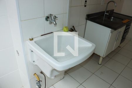 Apartamento para alugar com 2 quartos, 43m² em Jardim Isis, Cotia