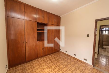 Quarto 1 de casa para alugar com 2 quartos, 120m² em Vila Granada, São Paulo