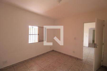 Quarto 2 de casa para alugar com 2 quartos, 75m² em Vila Sao Jose (cidade Dutra), São Paulo