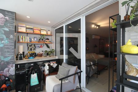 Sala - Varanda de apartamento para alugar com 3 quartos, 117m² em Barra Olímpica, Rio de Janeiro