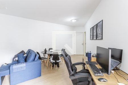 Sala de apartamento à venda com 3 quartos, 76m² em Vila Olímpia, São Paulo