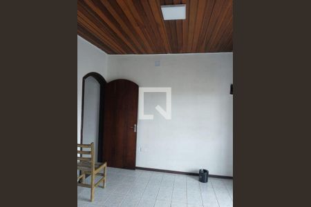 Casa à venda com 3 quartos, 160m² em Jardim Monte Libano, Santo André