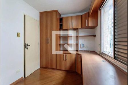 Casa à venda com 3 quartos, 211m² em Parque Jaçatuba, Santo André