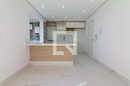 Foto 02 de apartamento à venda com 2 quartos, 51m² em Jardim Tupanci, Barueri