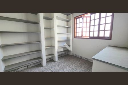 Casa para alugar com 5 quartos, 500m² em Centro, Vespasiano