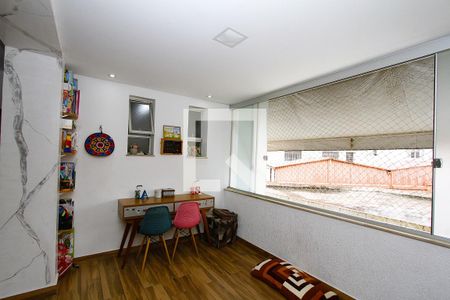 Sala 2 de apartamento à venda com 2 quartos, 120m² em Jardim America, Belo Horizonte